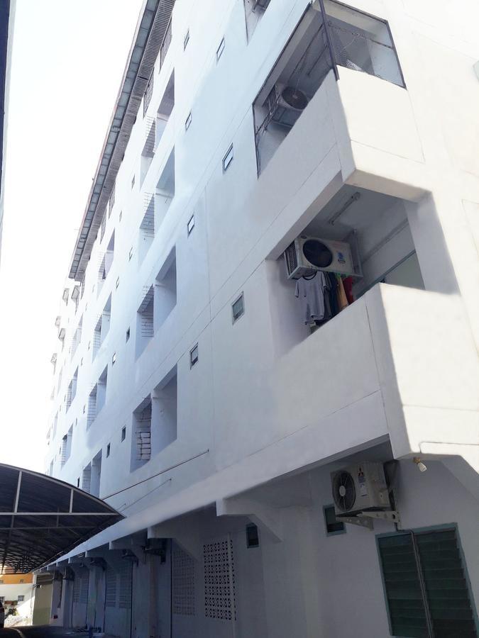 De Nymph Aparthotel Nakhon Sawan Exterior photo